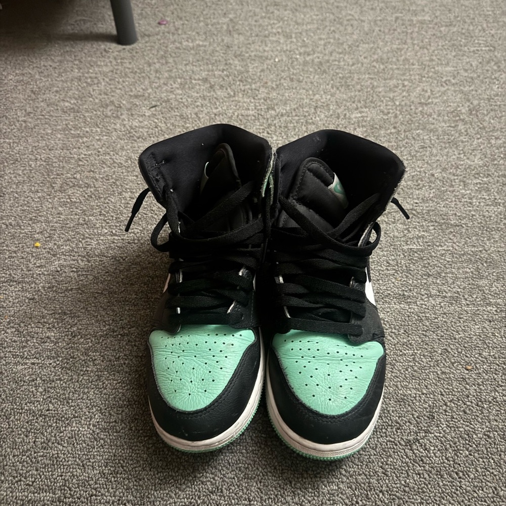 Jordan Kids Sneakers Black and Mint